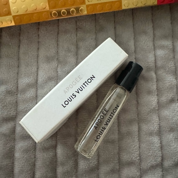 Louis Vuitton Other - Louis Vuitton scent sample Apogee